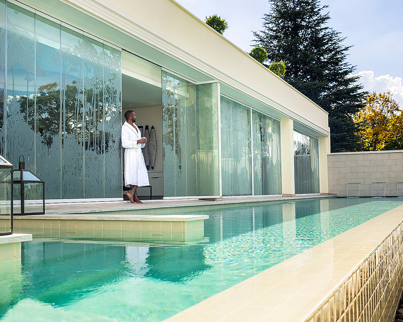 Four Seasons Hotel The Westcliff spa pool