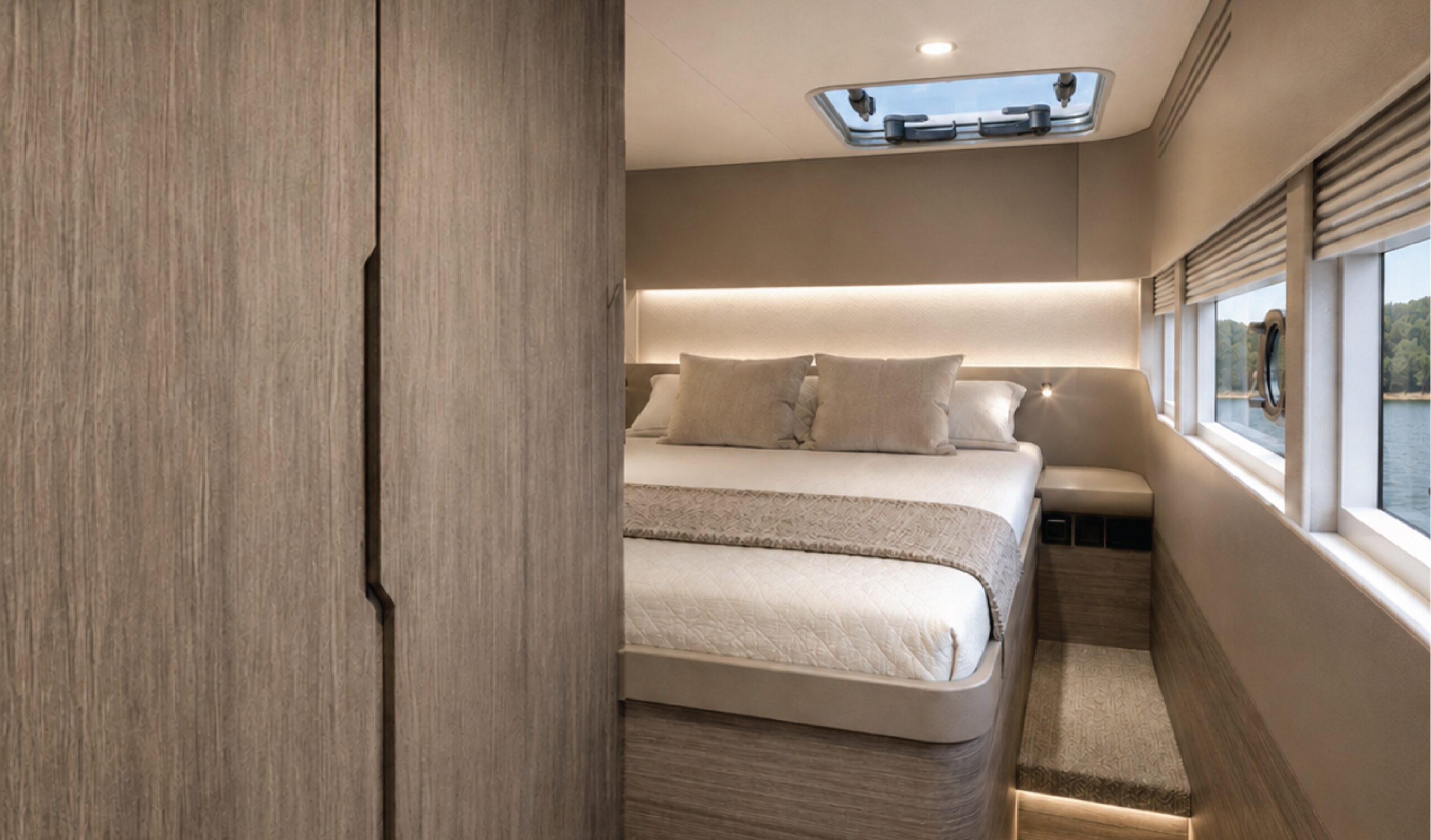 SilverCat 47 luxury power catamaran