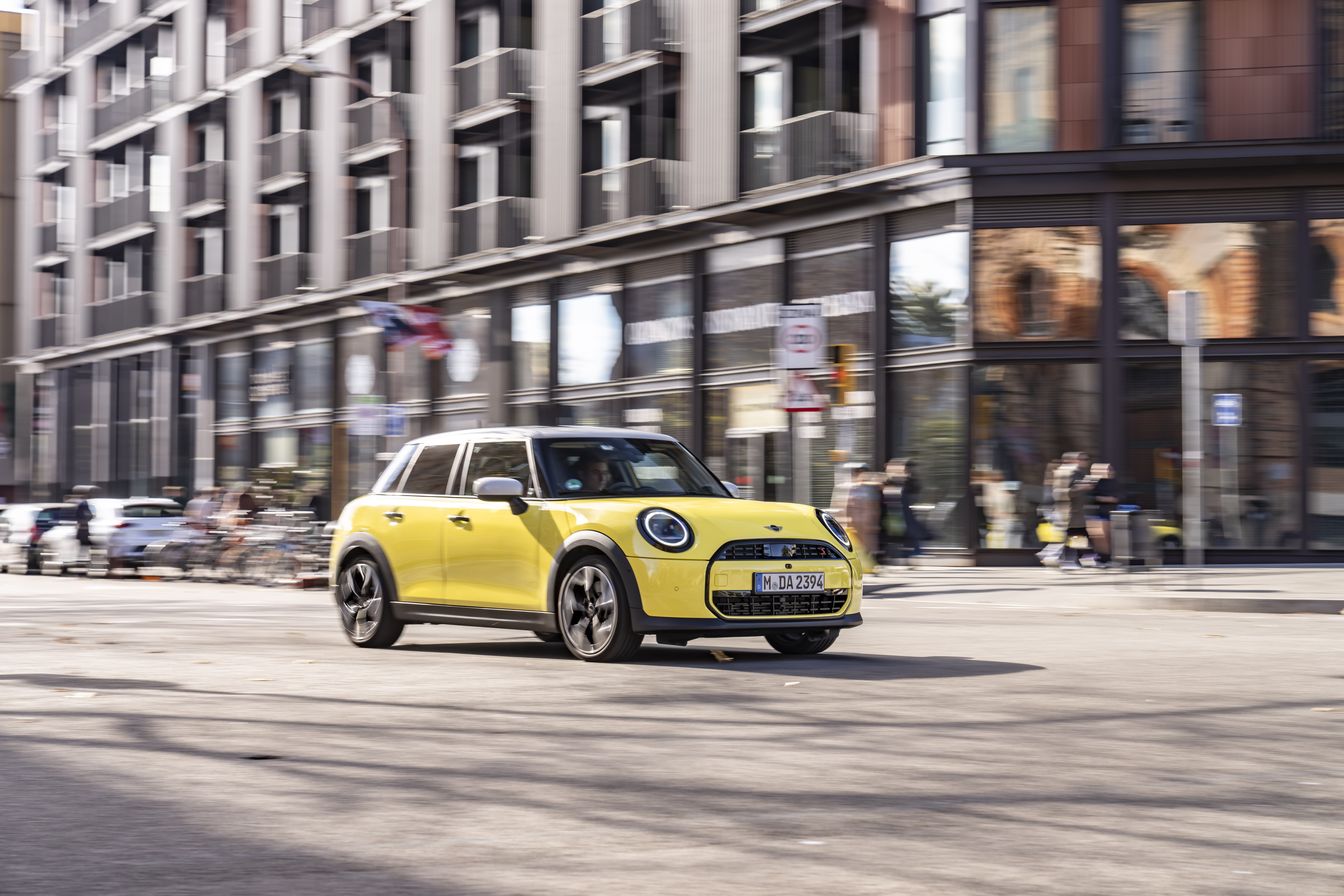 Current-generation MINI Cooper S 5-Door