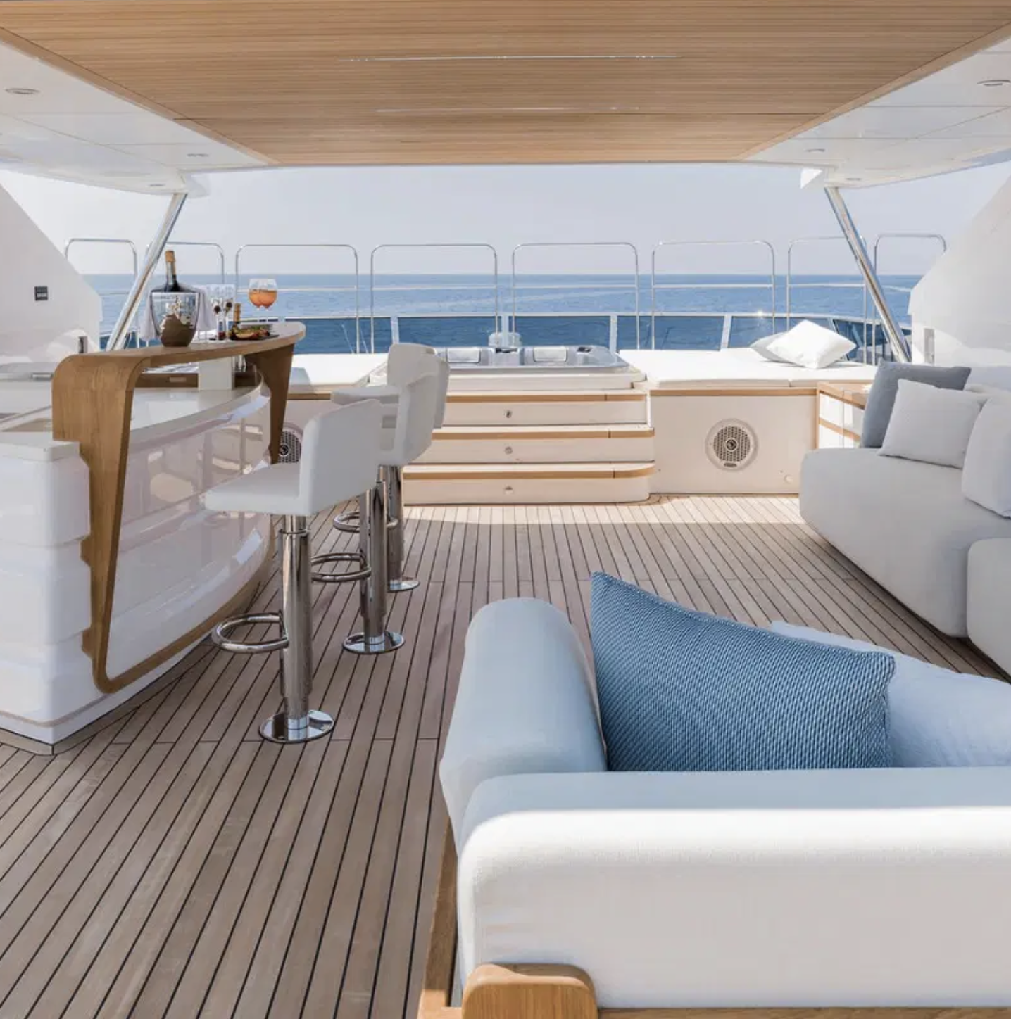 Majesty 120 Superyacht | Gulf Craft's Award-Winning Luxury Yacht