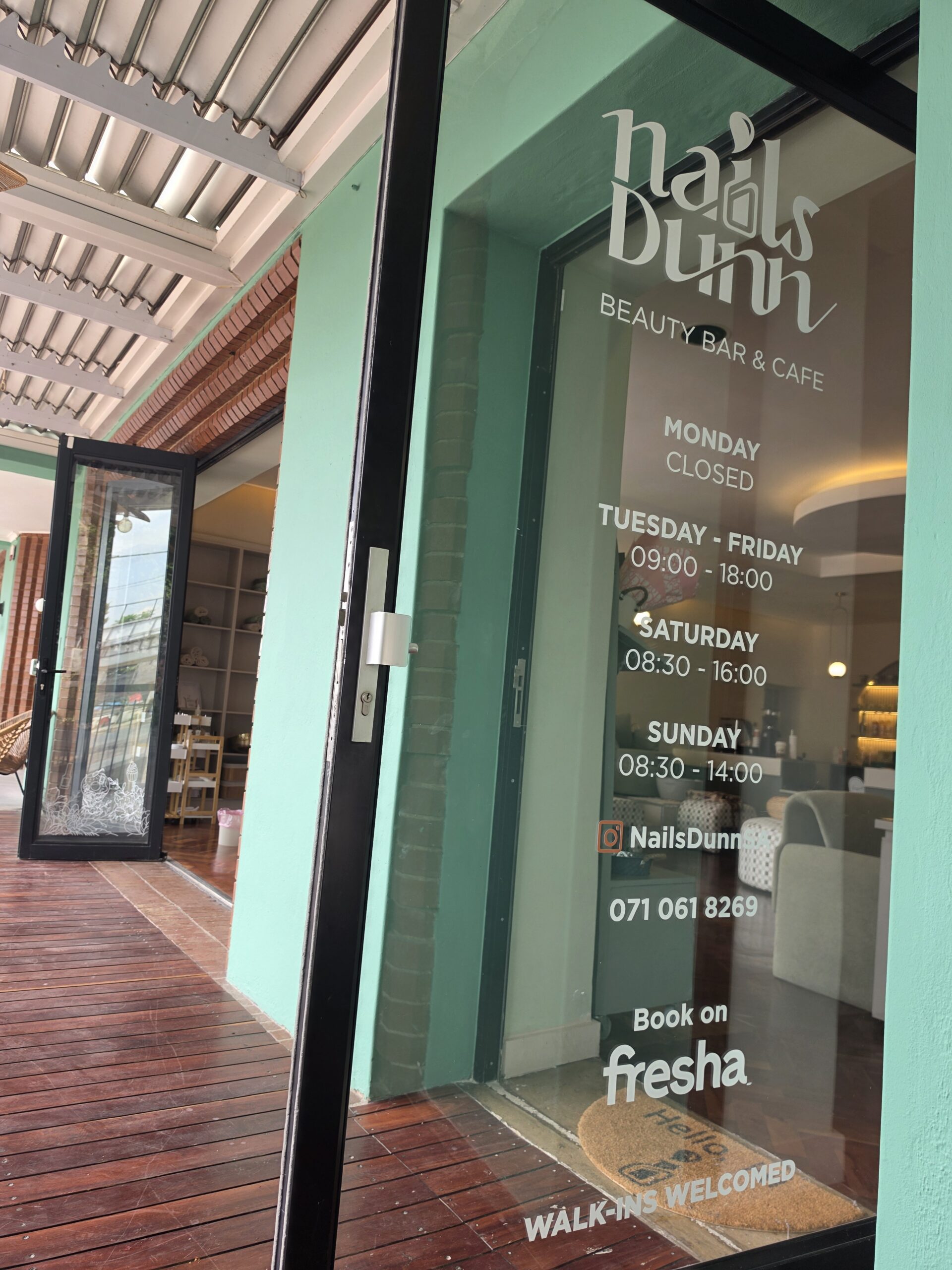 Nails Dunn Beauty Bar & Café Johannesburg