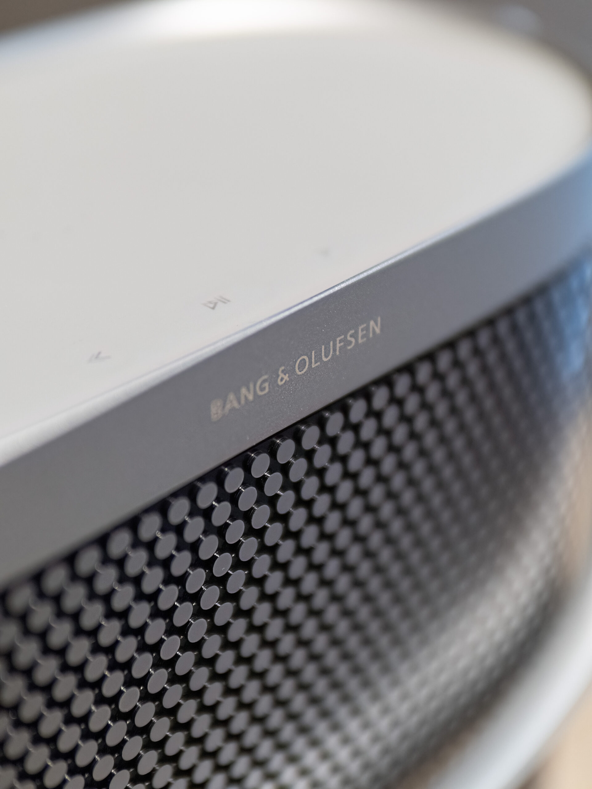 SOFACOMPANY x Bang & Olufsen Living Sound