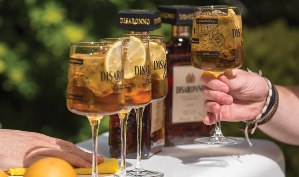 TOAST TO LA DOLCE VITA!
