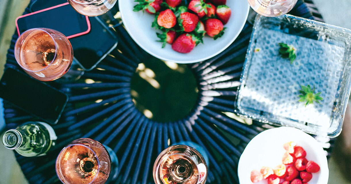 PINK COCKTAILS FOR VALENTINE’S DAY