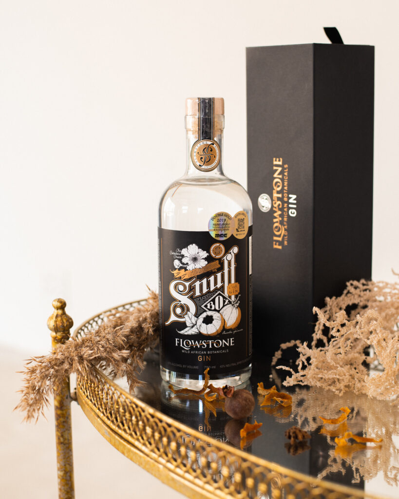 The perfect gift: a collector’s gin with traditional holiday scents