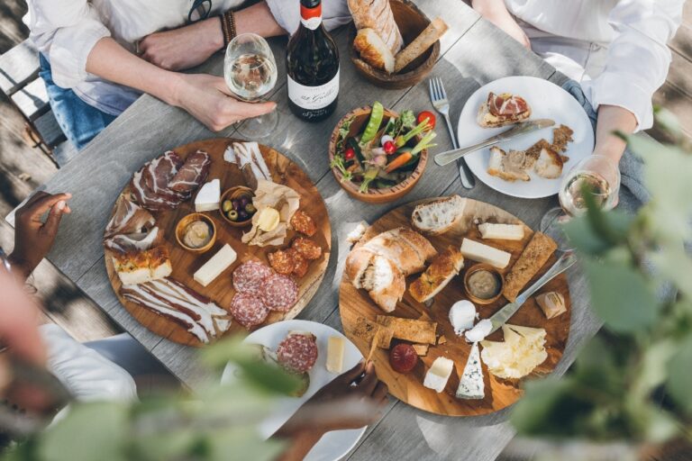 Serving Up Fresh Flavours – DISCOVER SPIER’S THREE NEW TASTING PLATTERS