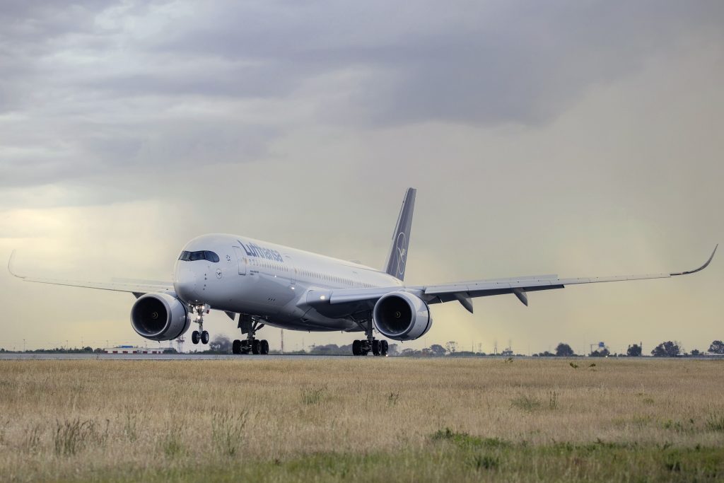 Lufthansa introduces new seat cabins to Cape Town as first destination in Africa