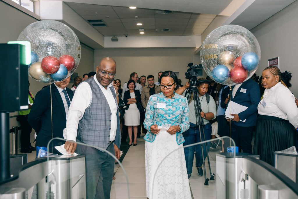 Lanseria International Airport unveils “Tap and Fly” automated boarding gate system