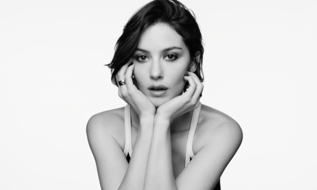 Gracie Abrams Becomes the New Face of CHANEL Coco Mademoiselle