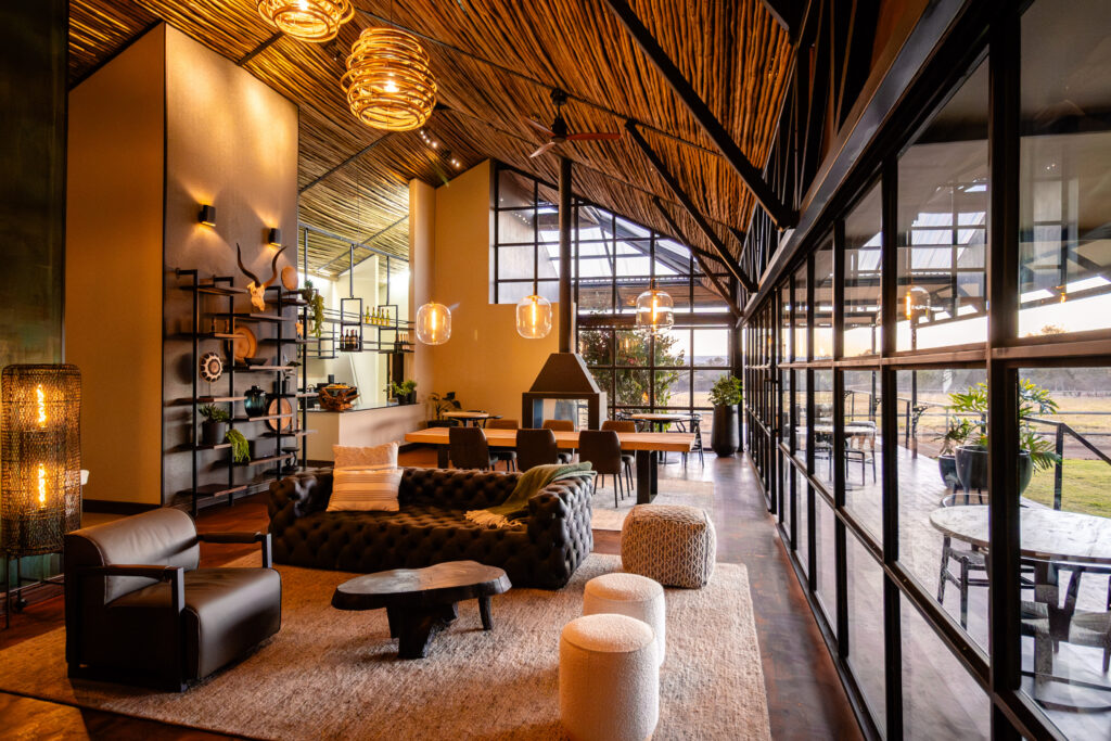 Mhondoro Safari Lodge & Villa Wins Four Haute Grandeur Awards in 2026