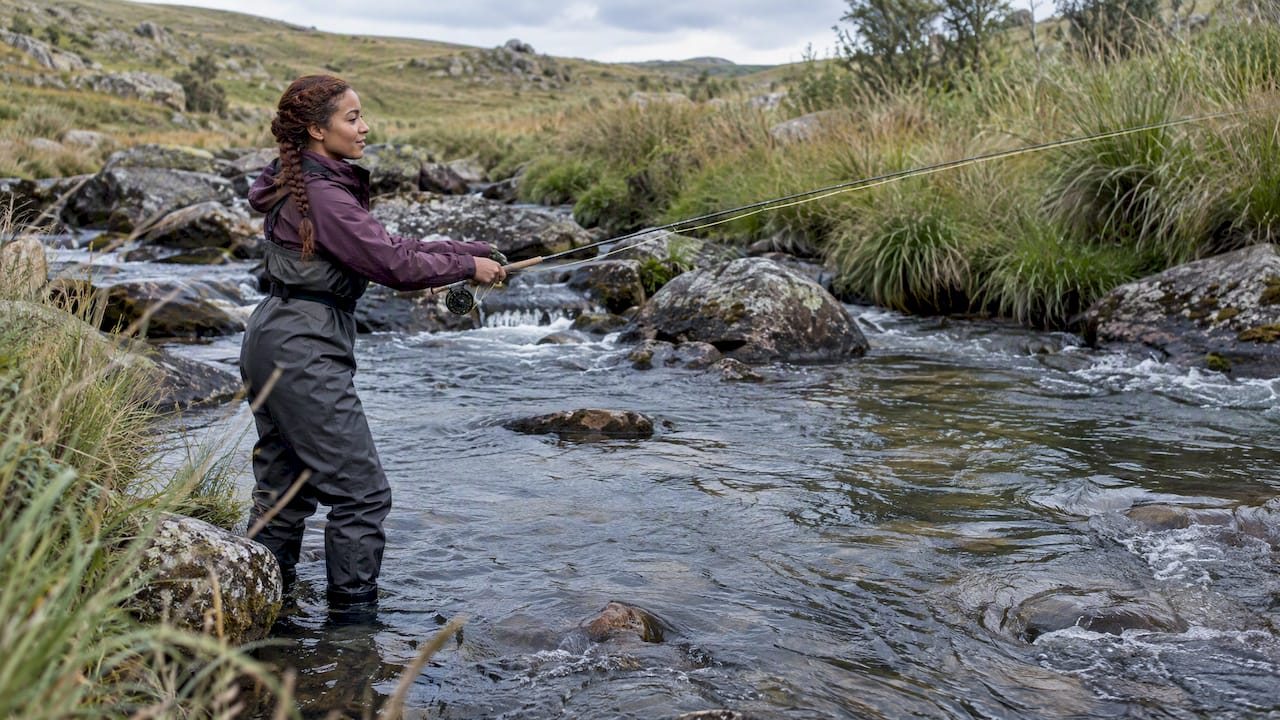 Angler casting into a Dullstroom stream